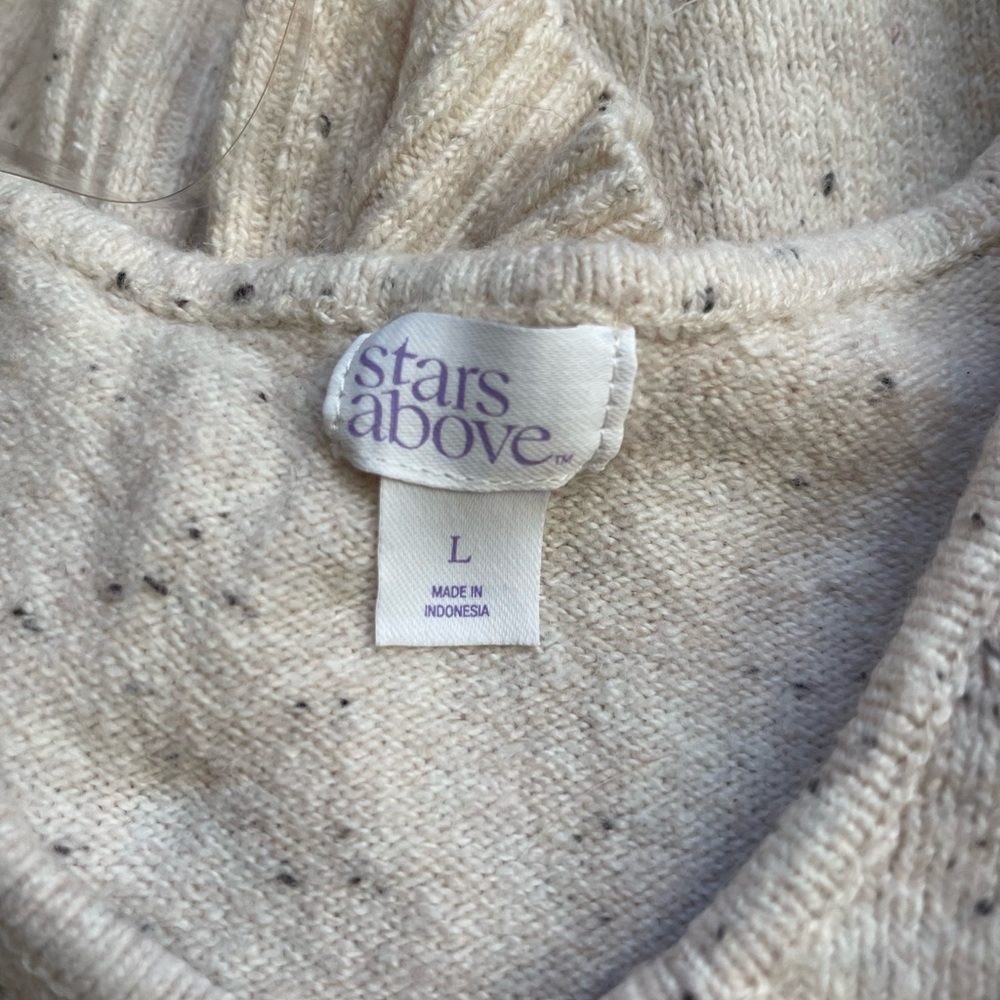 Stars above matching loungewear set